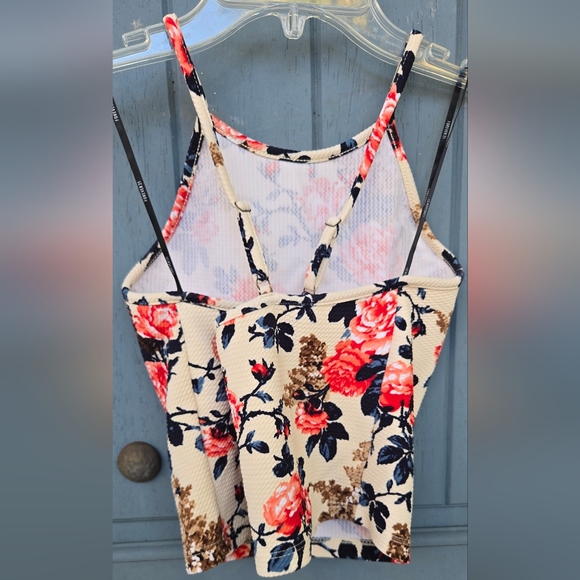 Forever 21 Halter Top Medium - Picture 2 of 3